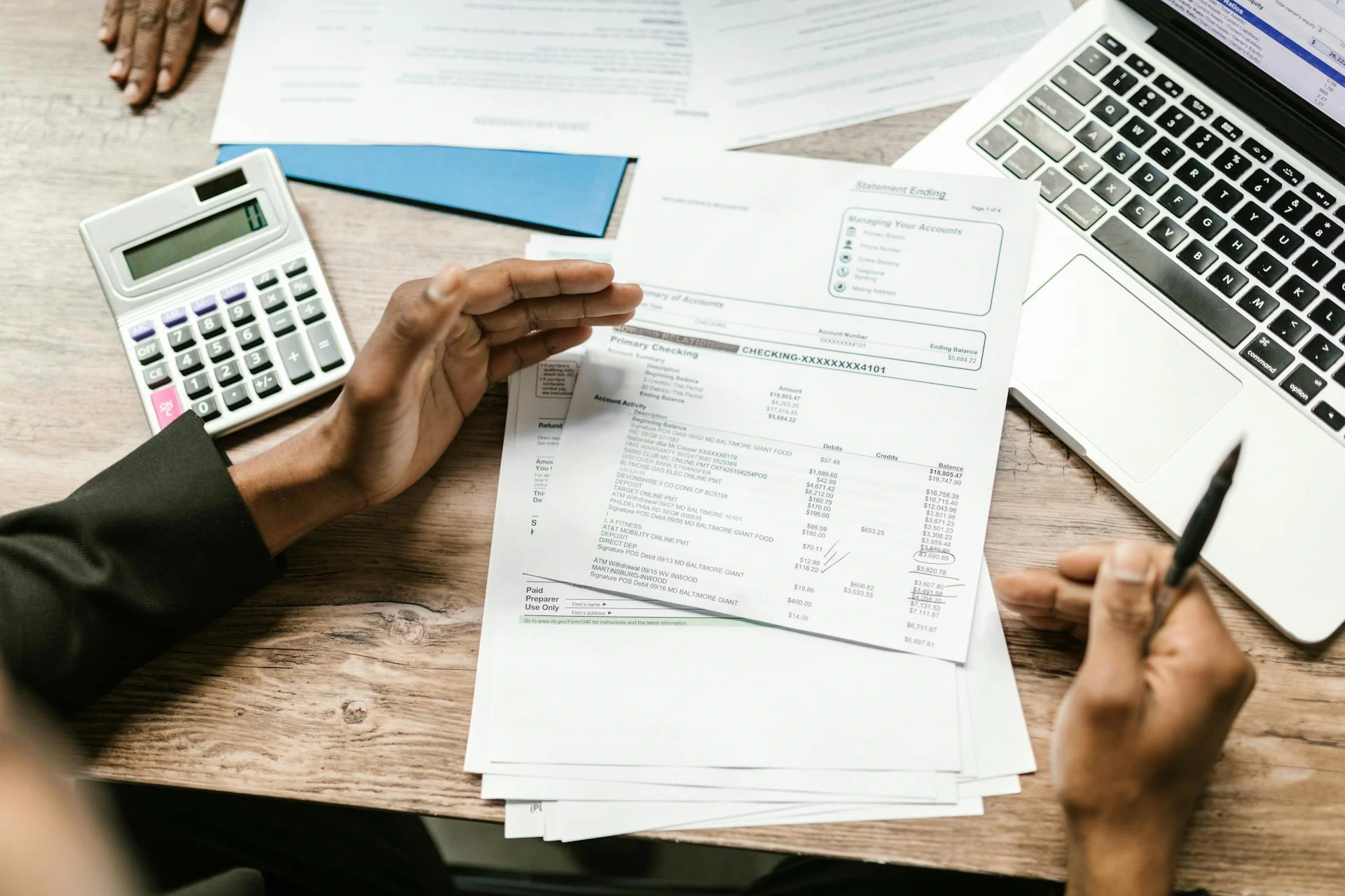 financial advisor Oceaneering executives Houston